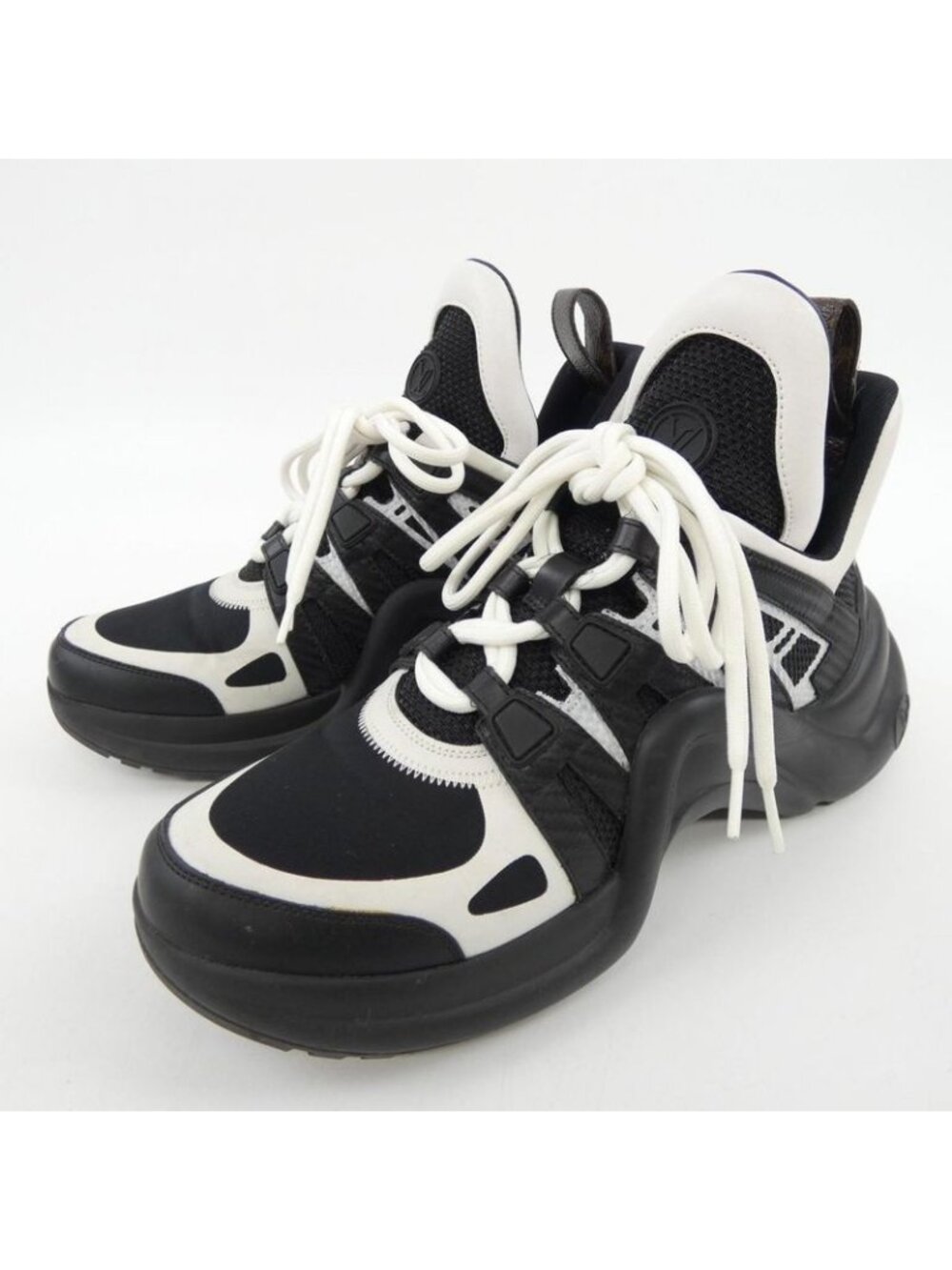 Louis Vuitton Arc Light Line Sneakers - Picture 3 of 6